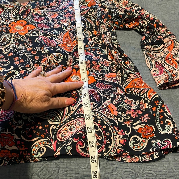 NWT J Jill poly blouse with flounce 3/4 sleeve floral print LP - Picture 6 of 9